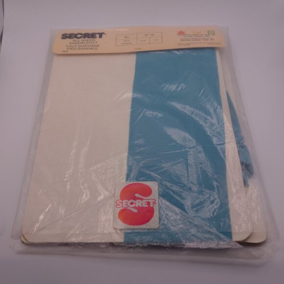 SECRET One Size All Sheer Sandalfoot Made in Canada 100% Nylon AQUA Panty Hose - Picture 5 of 12
